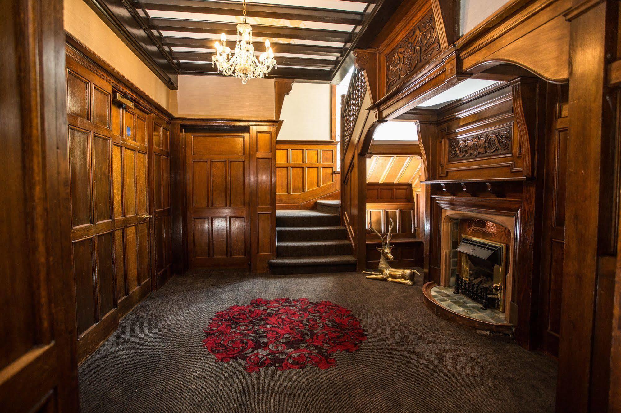 Mere Court Hotel Knutsford Exterior foto