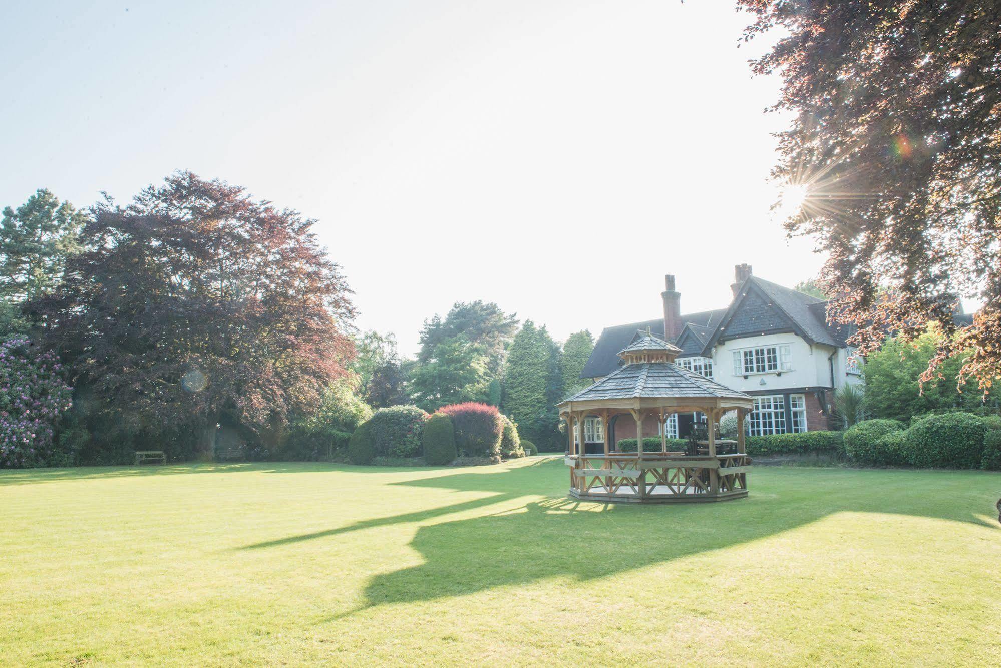 Mere Court Hotel Knutsford Exterior foto