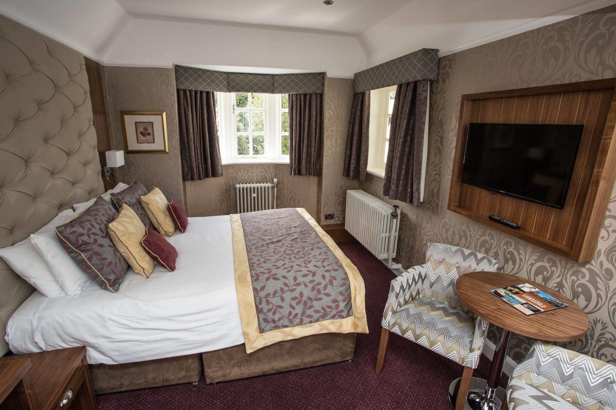 Mere Court Hotel Knutsford Exterior foto